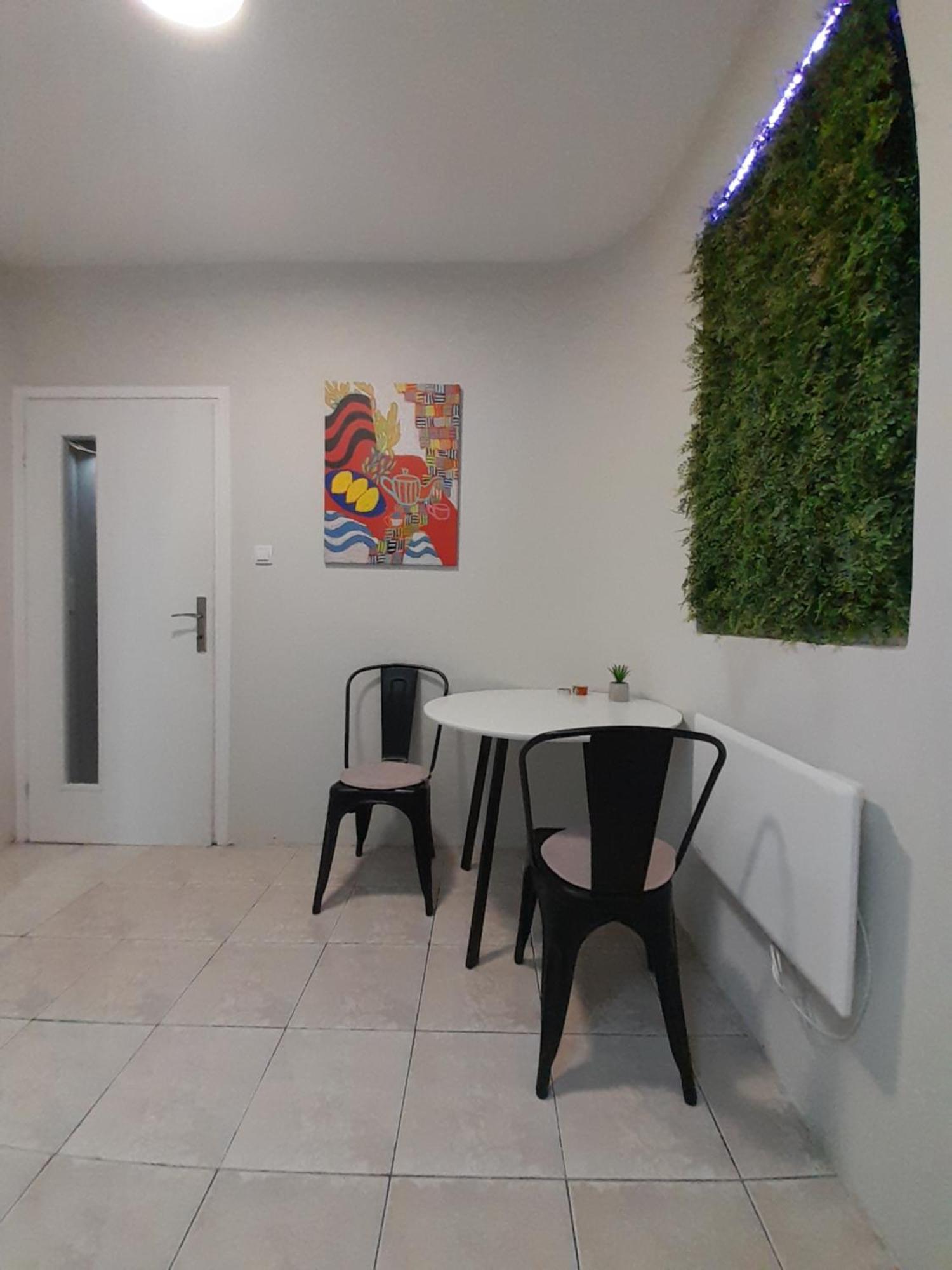 Cool & Cozy Center Apartment Subotica Luaran gambar