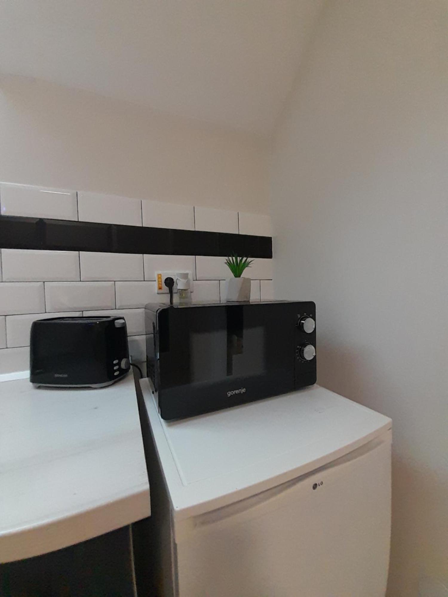 Cool & Cozy Center Apartment Subotica Luaran gambar