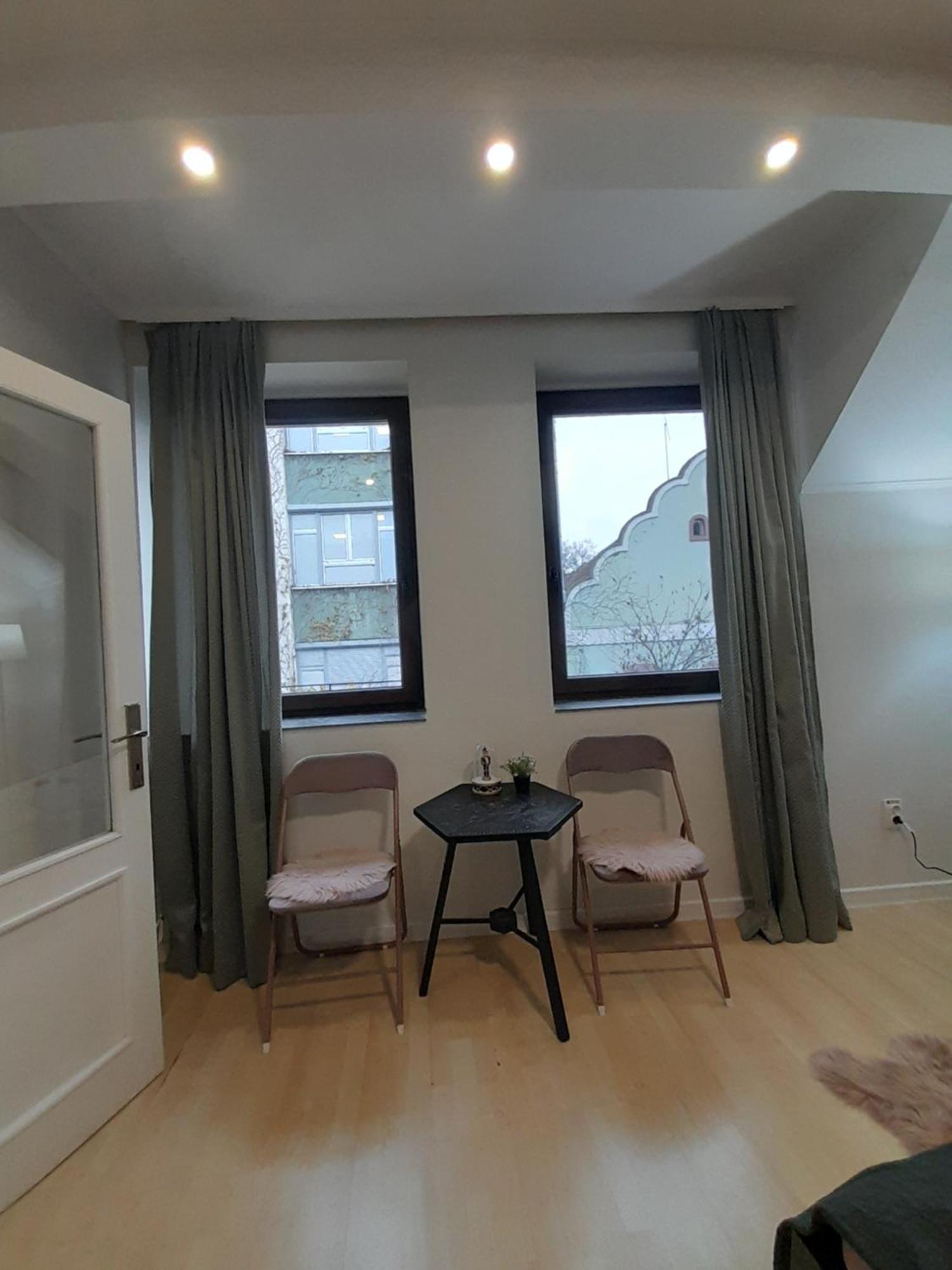 Cool & Cozy Center Apartment Subotica Luaran gambar